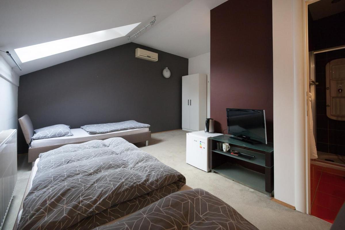 Centar W Hotel Osijek Ngoại thất bức ảnh