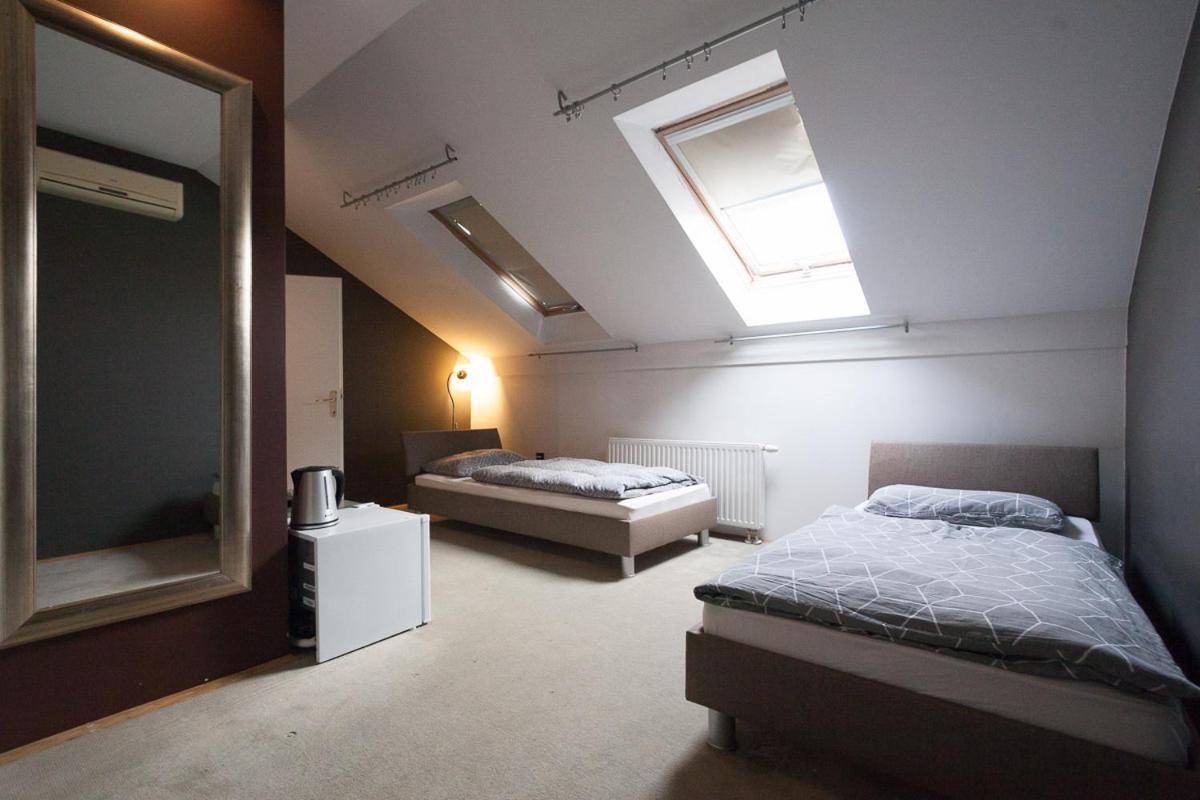 Centar W Hotel Osijek Ngoại thất bức ảnh