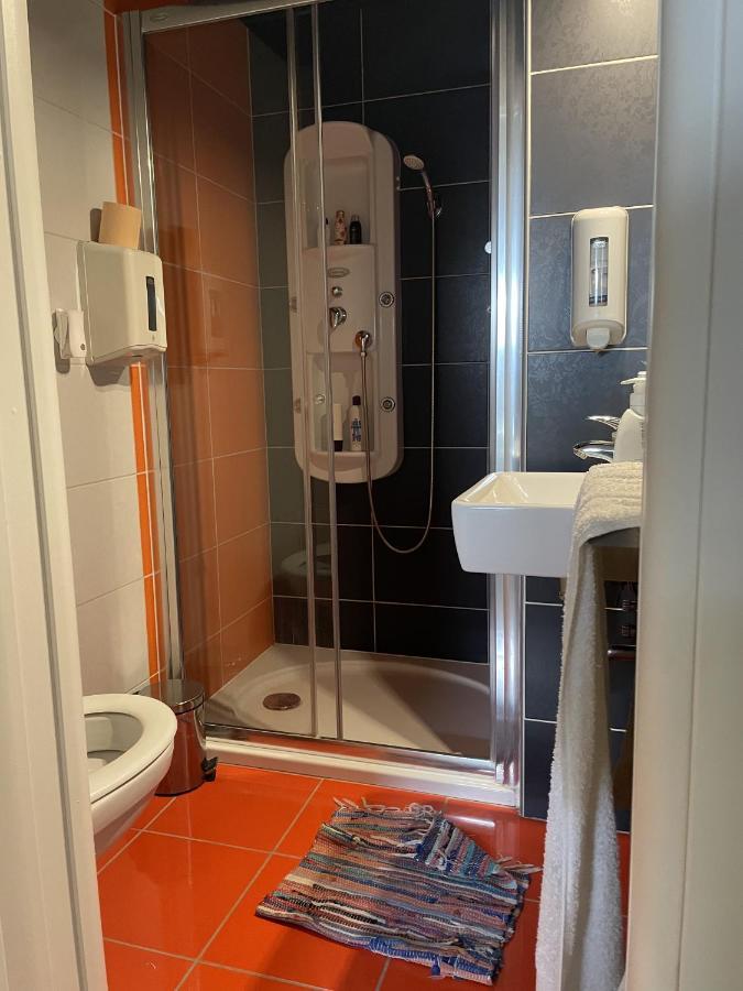 Centar W Hotel Osijek Ngoại thất bức ảnh